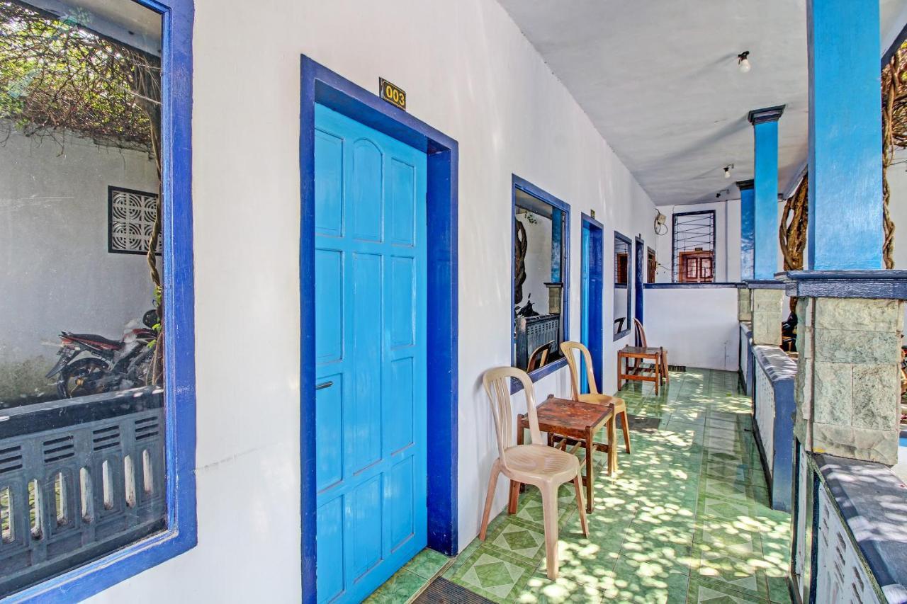 Spot On 91694 Hotel Rama Chandra Temanggung Exterior foto